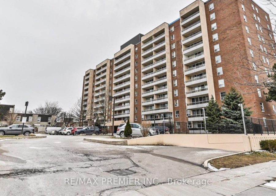 604 - 25 Four Winds Drive, Toronto – For Sale
