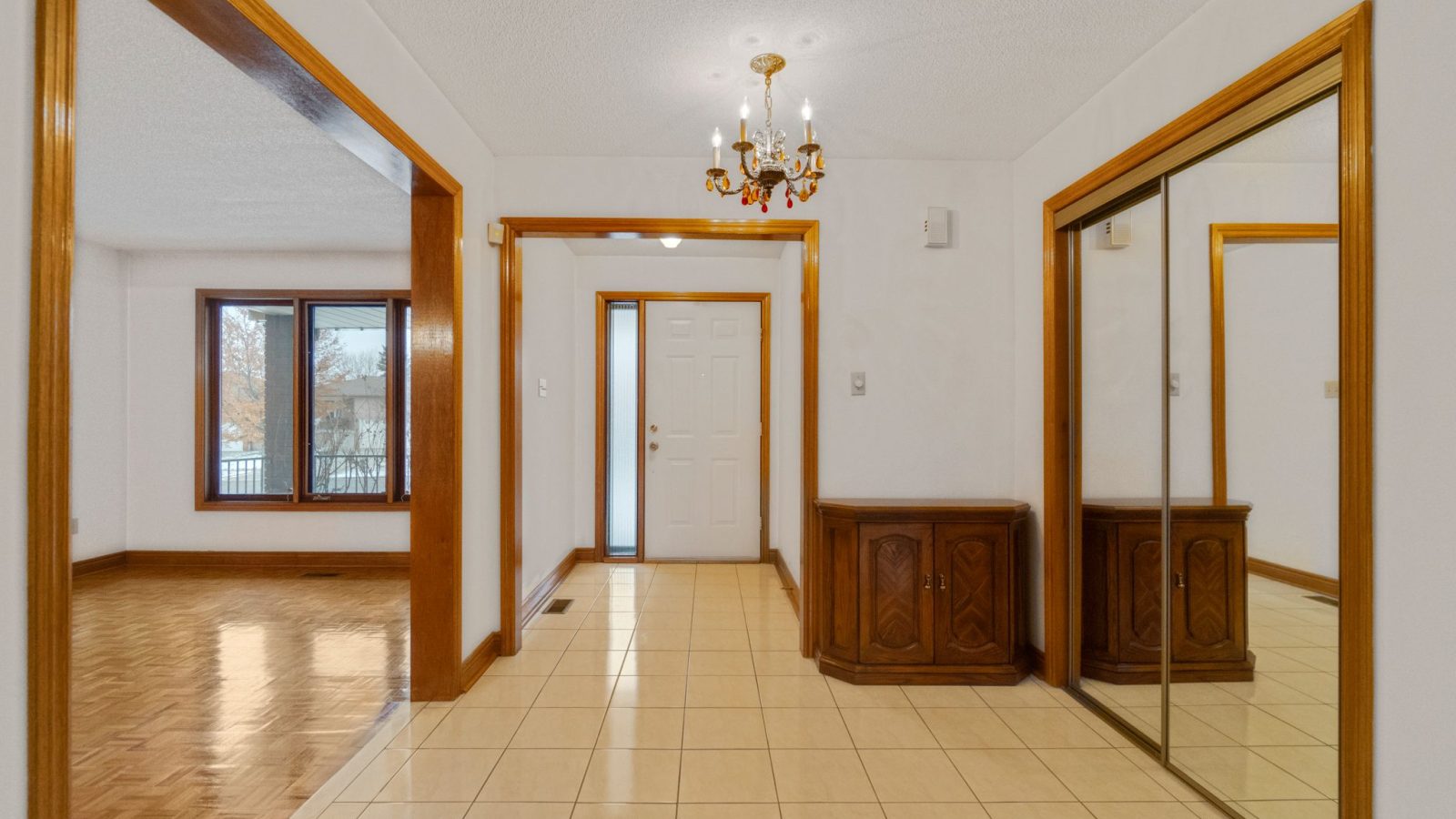 71 Marieta Street, Vaughan – photo 3